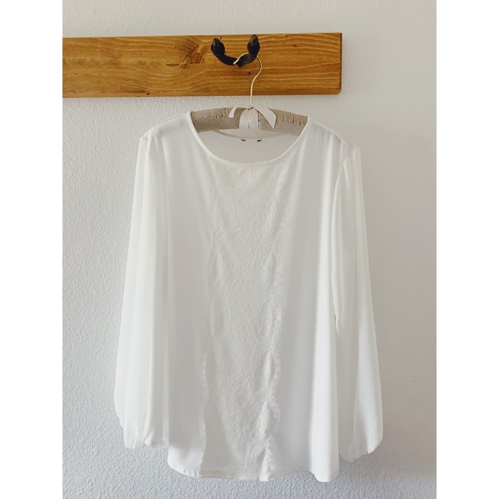 White flowy blouse